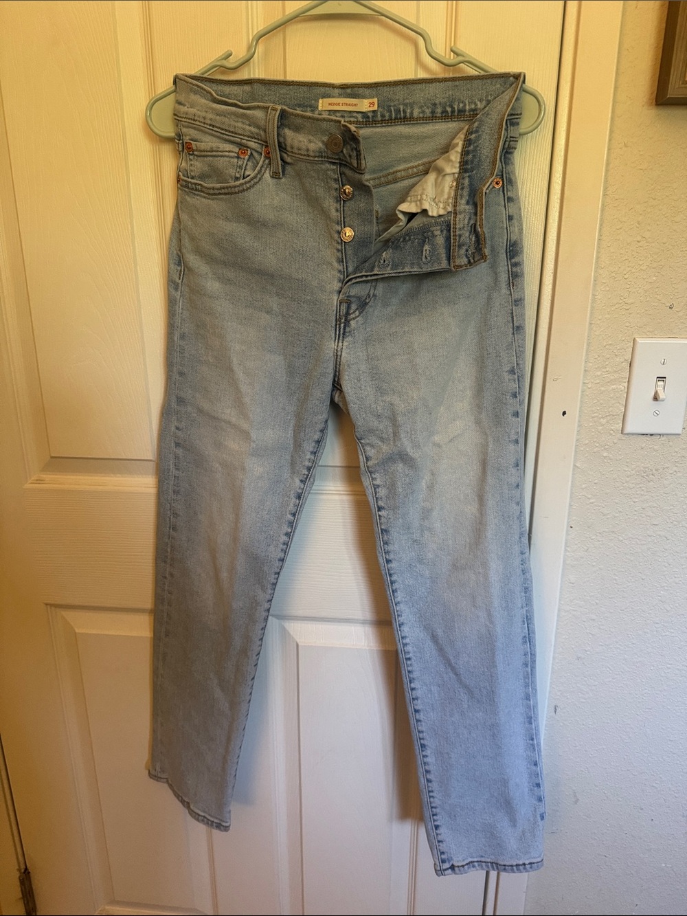 Levi’s High-Rise Light Blue Women's Jeans with Button Fly